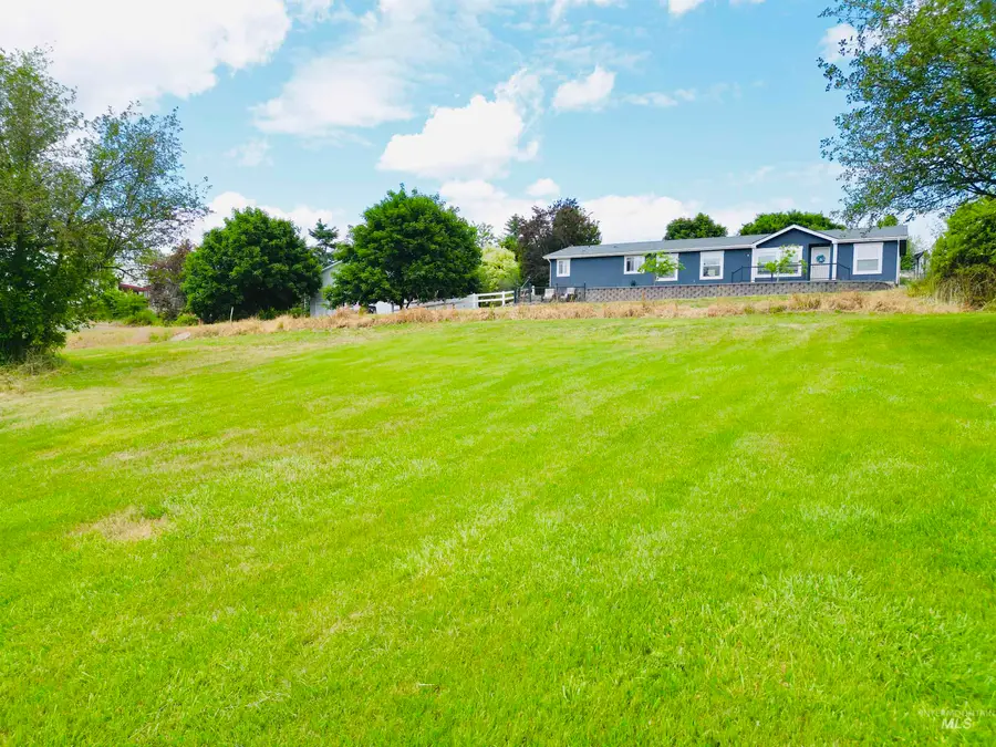 807 Trestle Drive, Cottonwood, ID 83522 - Image #3