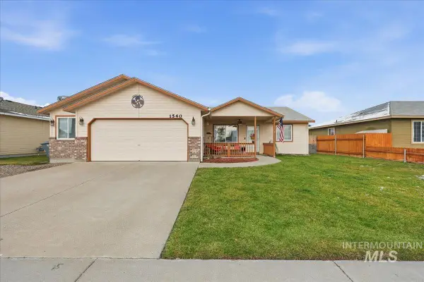 1540 Peregrine Dr., Mountain Home, ID 83647