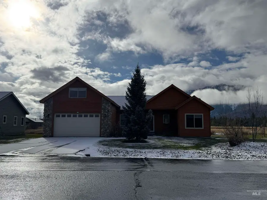 30 Charters Circle, Donnelly, ID 83615 - Image #2