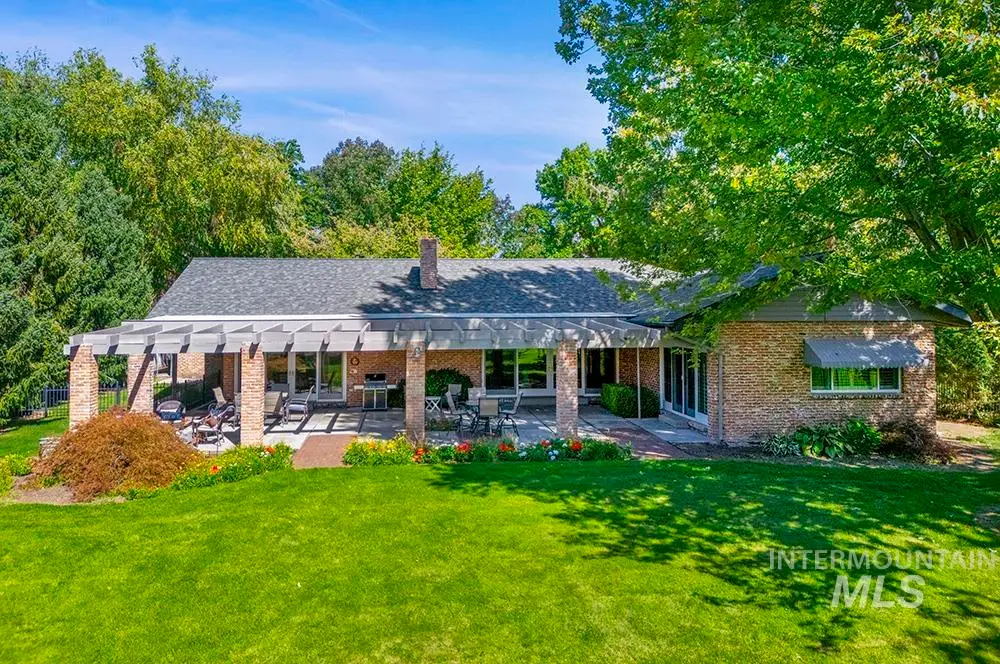 4431 W Hillcrest Dr, Boise, ID 83705 - Image #1