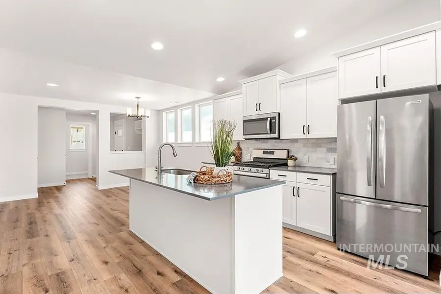 138 W Radiant Ridge Dr, Meridian, ID 83642 - Image #3