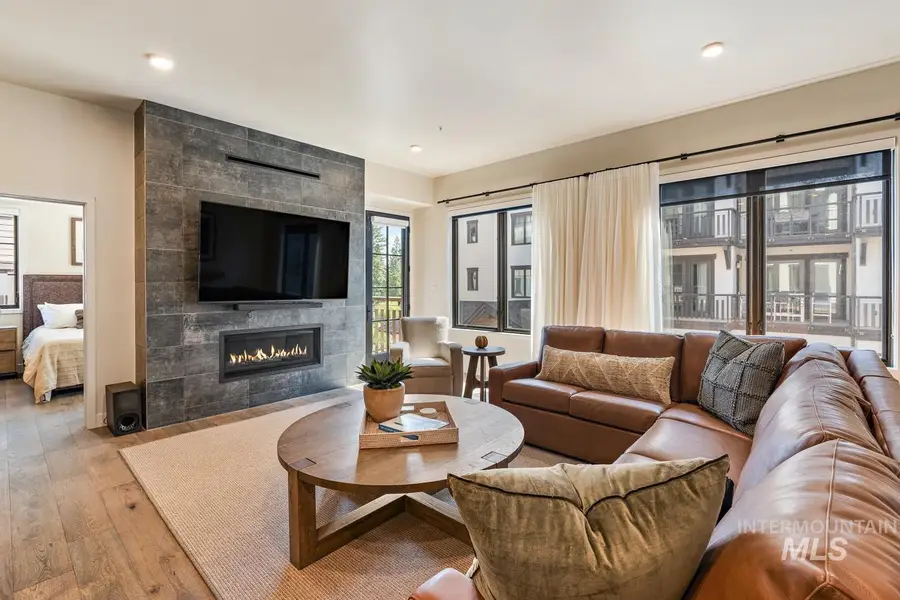 740 Village Drive #306, Donnelly, ID 83615 - #2