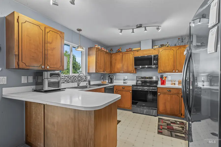 1533 Cedar Ave, Lewiston, ID 83501 - Image #3