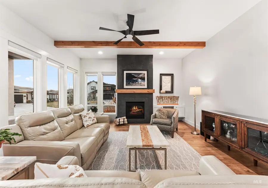 3941 S Daybreak Pl, Meridian, ID 83642 - Image #2