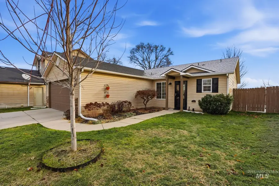 3525 S Annette Ave, Boise, ID 83705 - Image #2