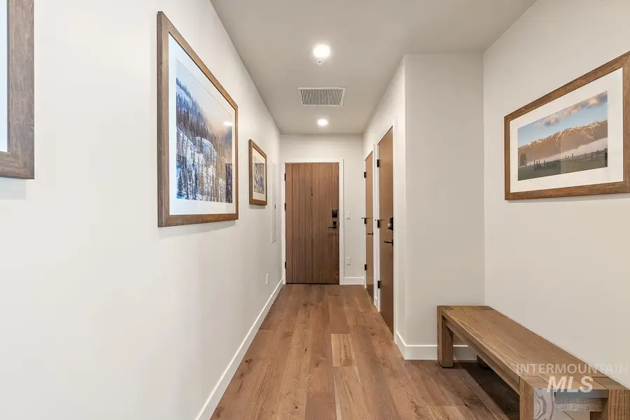 700 Village Drive #205, Donnelly, ID 83615 - Image #2