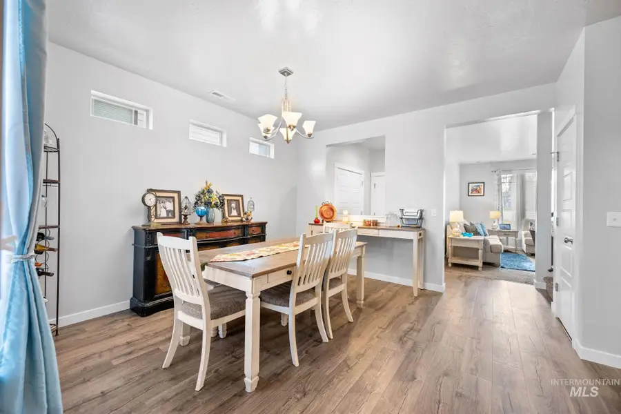 1802 W Heavy Timber Dr, Meridian, ID 83642 - Image #3