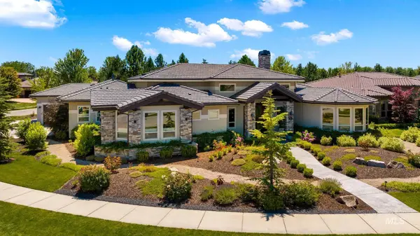 3225 W Salix Dr, Meridian, ID 83646