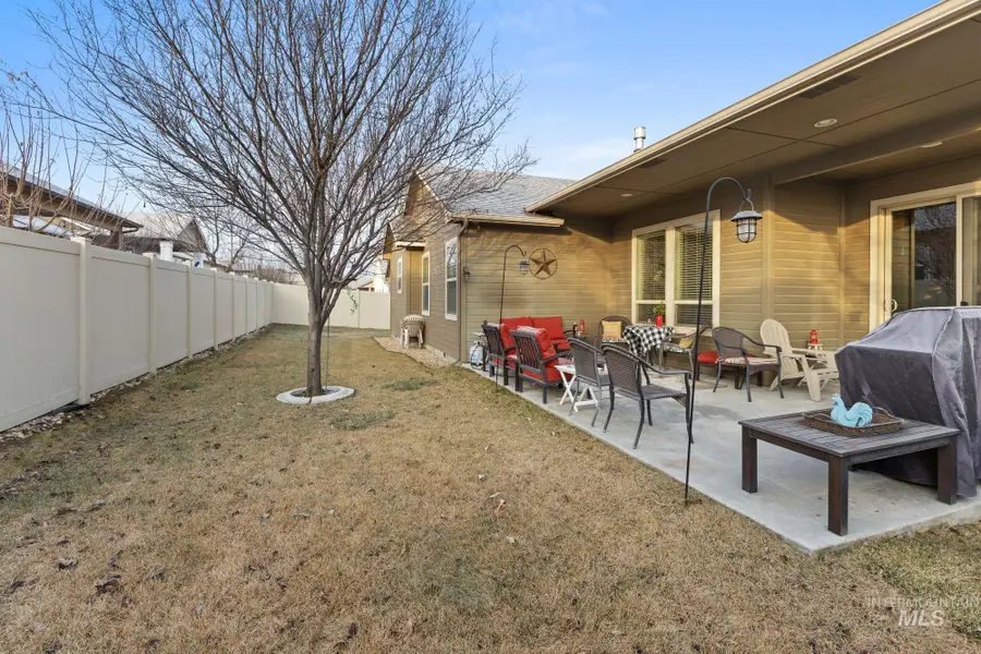 1415 W Raelin Drive, Nampa, ID 83686 - Image #3