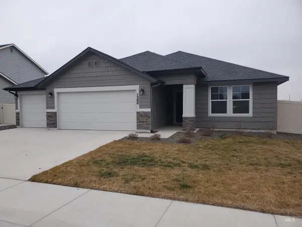 1366 W Pendulum Cove Dr, Kuna, ID 83634