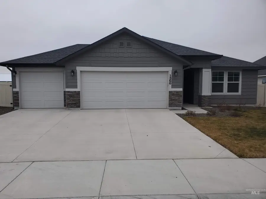 1366 W Pendulum Cove Dr, Kuna, ID 83634 - Image #2