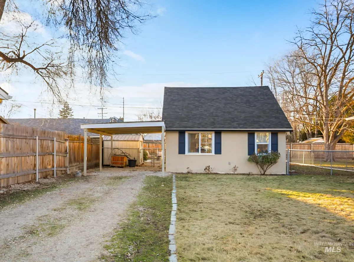 1727 S Broxon St, Boise, ID 83712 - Image #1