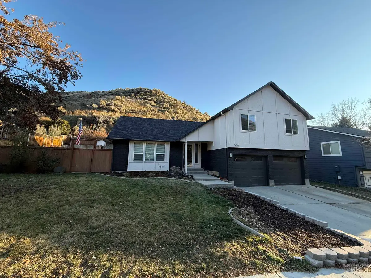 5812 N Collister Dr, Boise, ID 83703 - Image #1