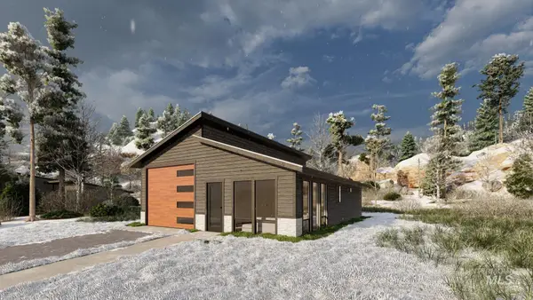 102 Raven Loop, Cascade, ID 83611