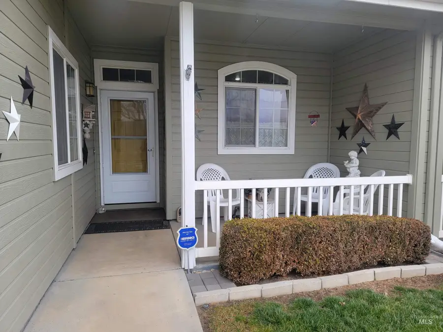 1638 W Raincrest Dr., Meridian, ID 83646 - Image #2