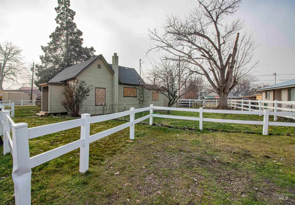 505 N 8th Street, Payette, ID 83661 - Image #1