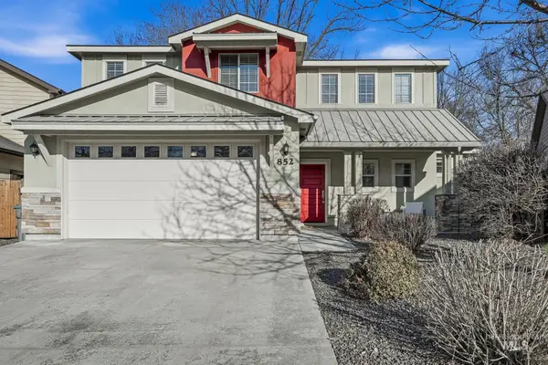 852 N River Path Lane, Boise, ID 83703