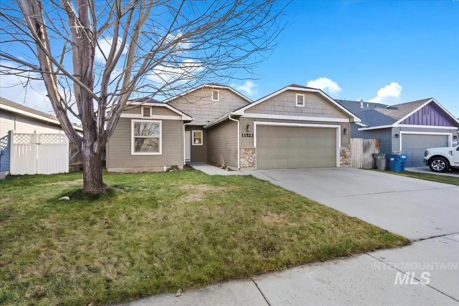 11523 W Silvercity Ct, Boise, ID 83713 - Image #2
