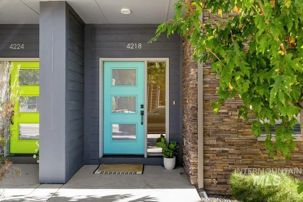 4218 N Freeride Ln, Garden City, ID 83714 - Image #1