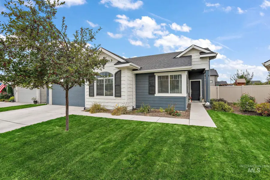 4725 N Mallorca Way, Meridian, ID 83646 - Image #2