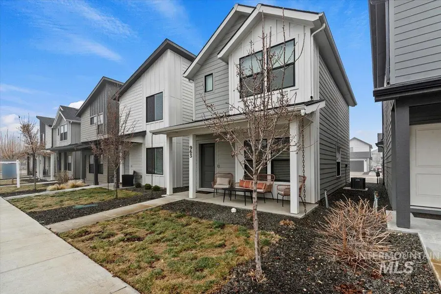 963 S Wavetrain Ave, Boise, ID 83709 - Image #2