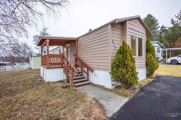 411 N Almon Street #517, Moscow, ID 83843