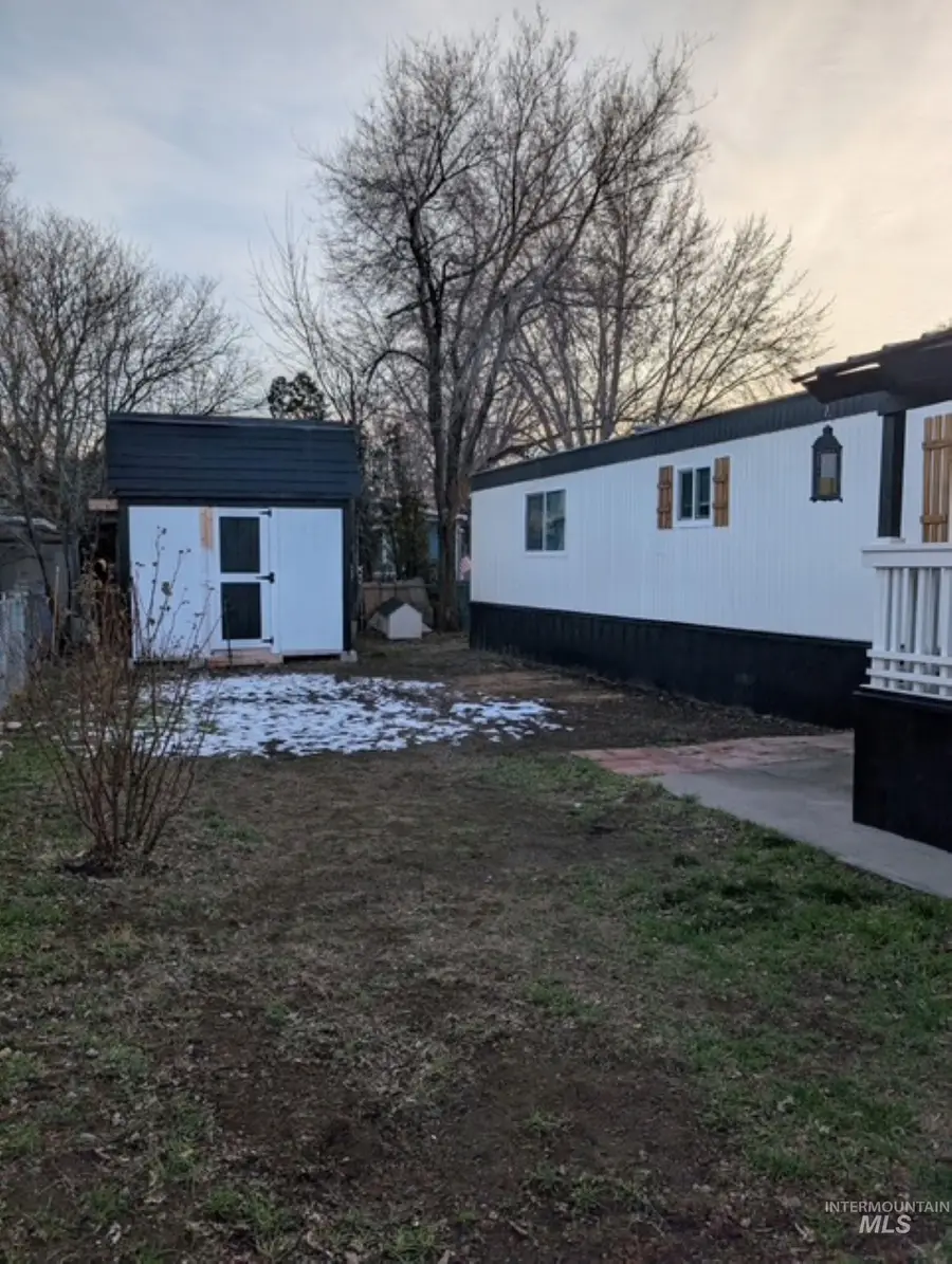 50 NW Barlington St, Mountain Home, ID 83647 - Image #3