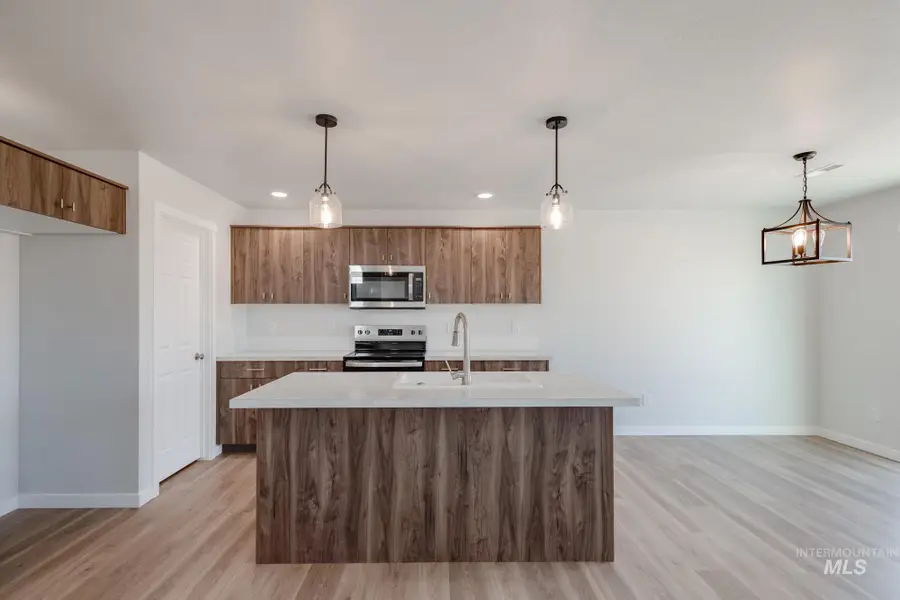 7322 S Bungalow Ave, Meridian, ID 83642 - Image #3