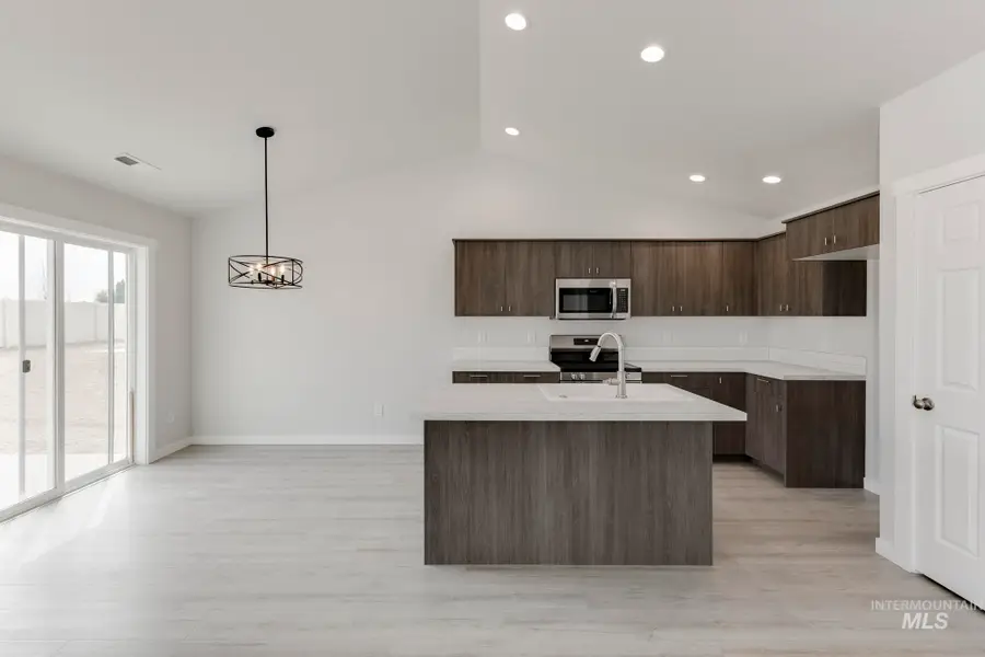 3789 E Syracuse St, Nampa, ID 83686 - Image #3