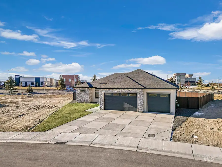 1639 Lagoon Ln, Twin Falls, ID 83301 - Image #2