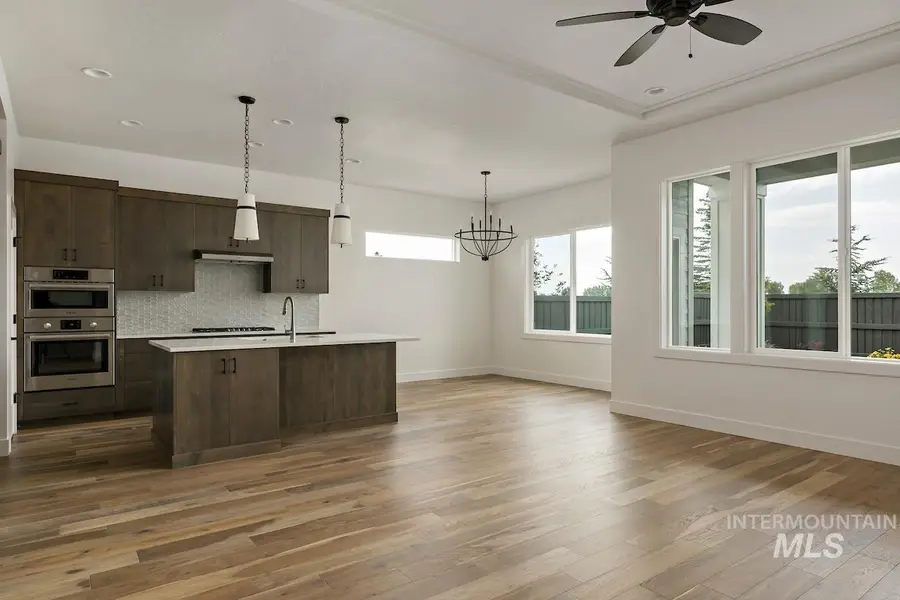 998 E Escalation St, Meridian, ID 83642 - Image #3