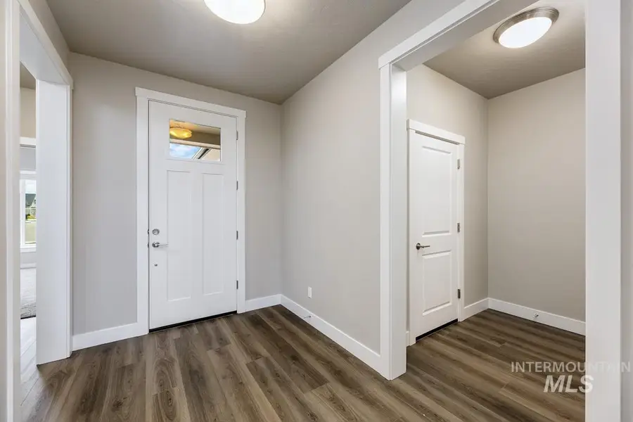 10455 Stony Oak Street, Nampa, ID 83687 - Image #2