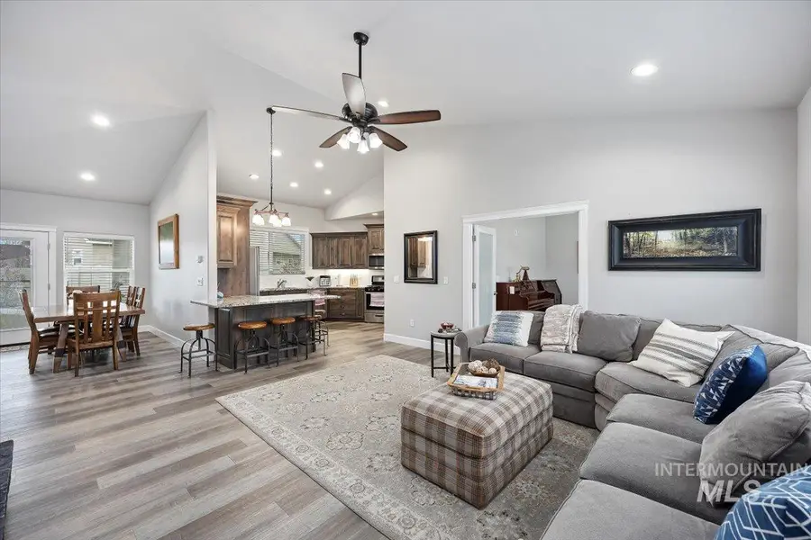 900 Glen Eagle Dr, Jerome, ID 83338 - Image #3