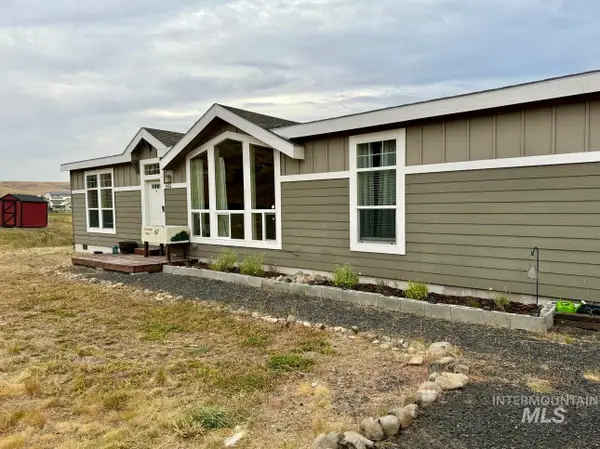986 Parade Ave, Lapwai, ID 83540