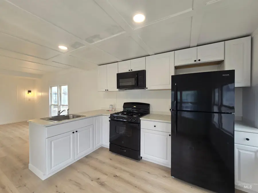 915 S Curtis, Boise, ID 83705 - Image #2