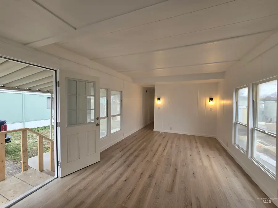 915 S Curtis, Boise, ID 83705 - Image #3