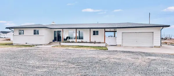 4095 N 2300 E, Filer, ID 83328