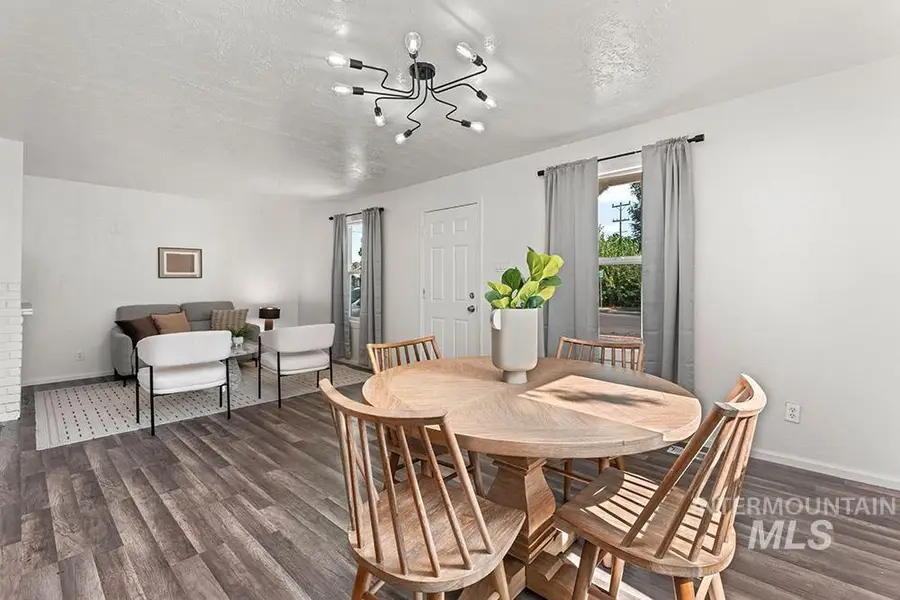 219 14th Ave N, Nampa, ID 83687 - #2