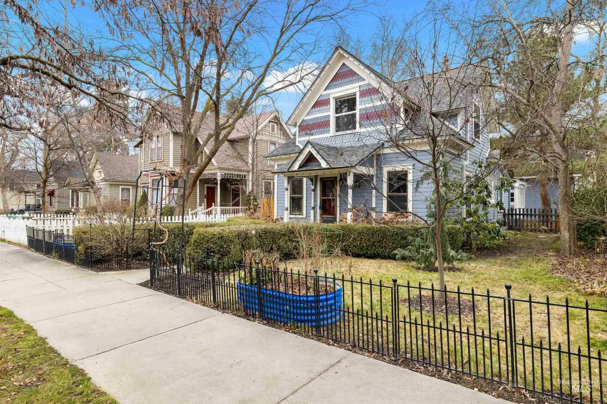 1513 N 8th St, Boise, ID 83702 - #1