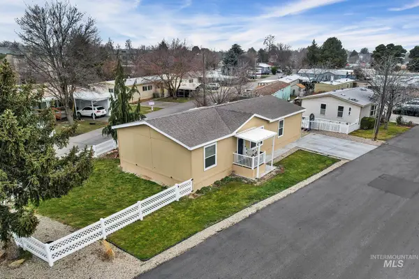 8483 W Irving Ln, Boise, ID 83704