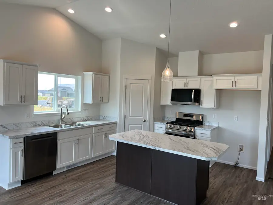 1738 Yellowstone Court, Lewiston, ID 83501 - Image #2