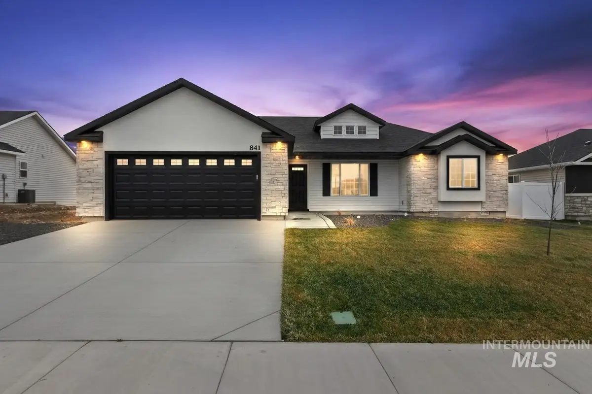 841 Waveland Avenue, Filer, ID 83328 - Image #1