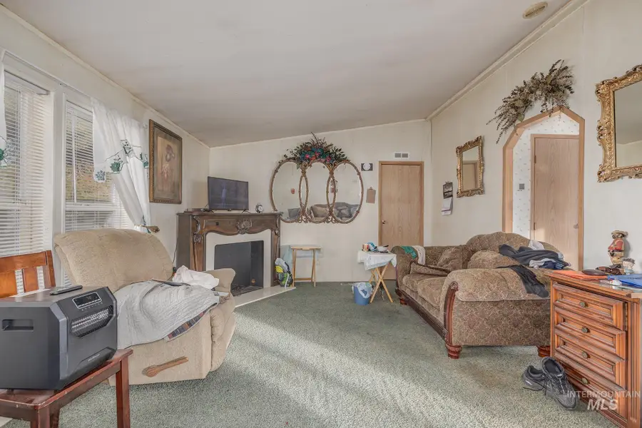 1445 SE Claude Rd, Ontario, OR 97914 - Image #3