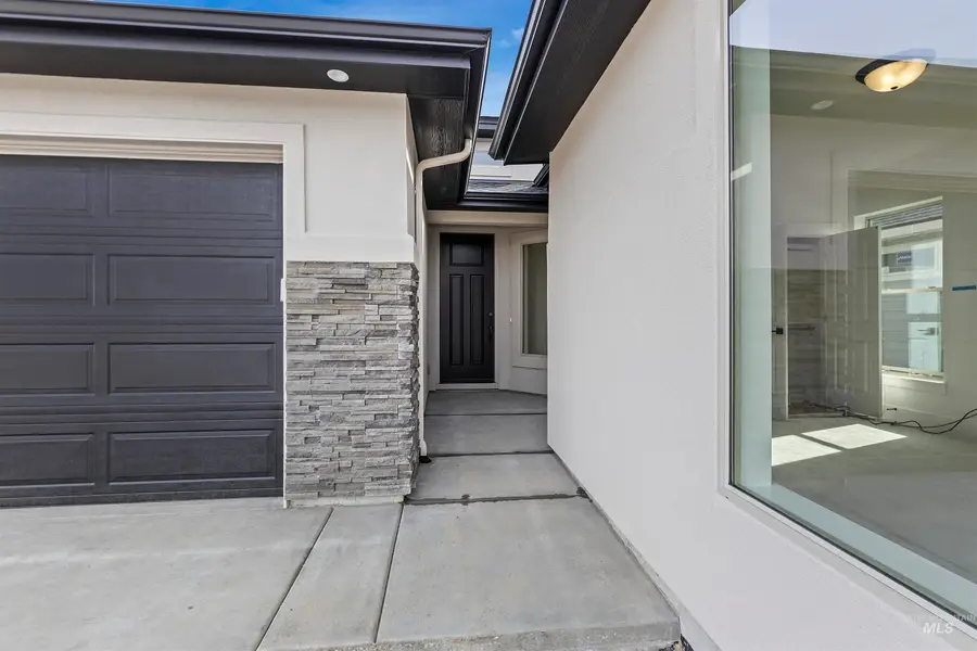 6536 E Lucy Dr, Eagle, ID 83714 - Image #2