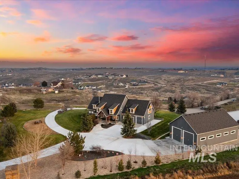 24746 Star Crest Ct, Middleton, ID 83644 - Image #1