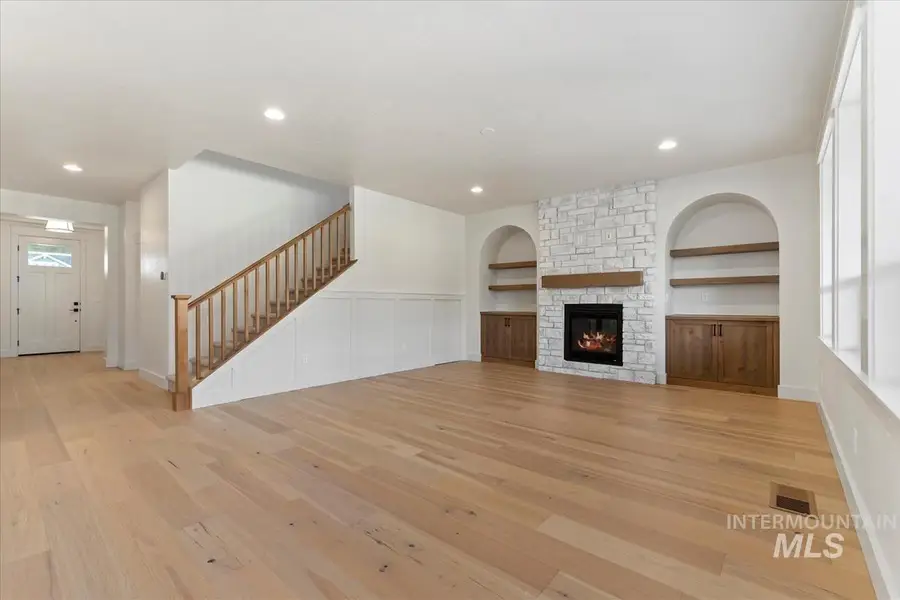 9332 W Gladiola Ln, Star, ID 83669 - Image #2