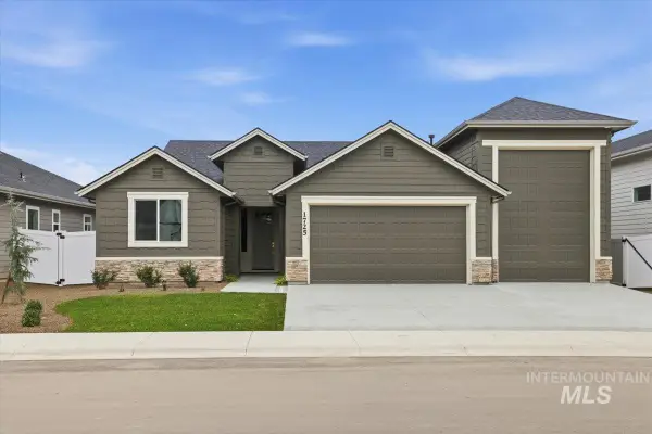 2744 Soulen Dr, Emmett, ID 83617