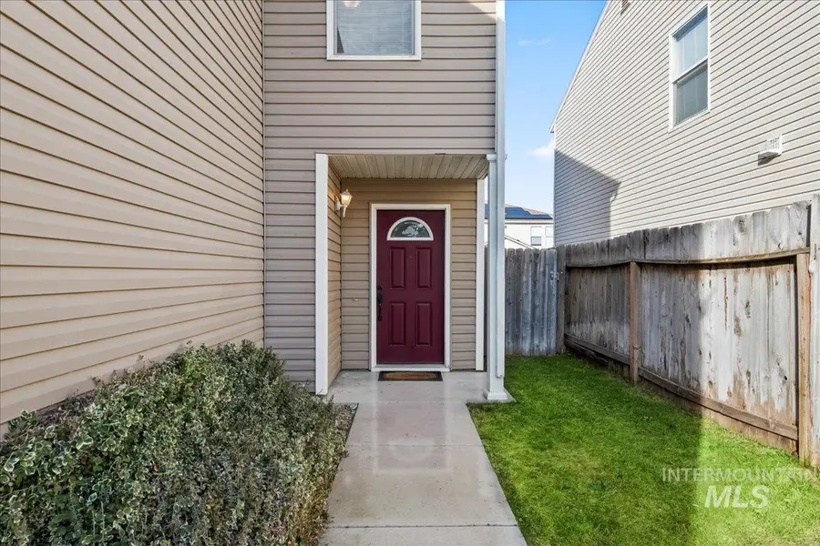 9168 W Lillywood Dr, Boise, ID 83709 - Image #3