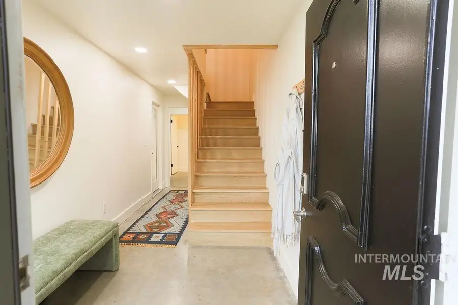 4756 Bitterbrush, Boise, ID 83703 - Image #2