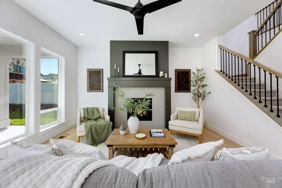 9127 W River Otter Dr, Boise, ID 83714 - Image #3